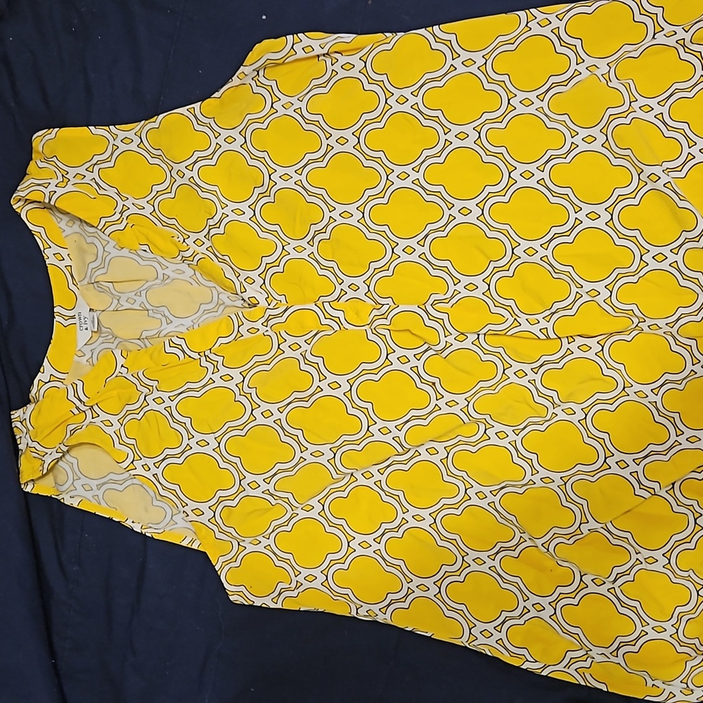 Yellow w black and white design top by crown and ivy
